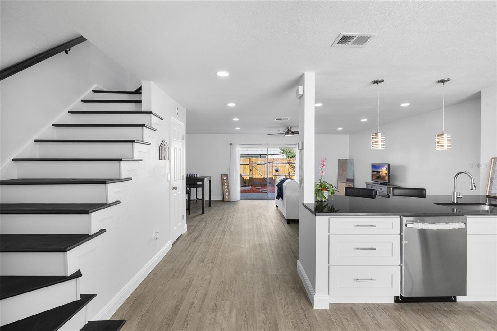 Image 3 of 28 For 13952 Fletchers Mill Drive