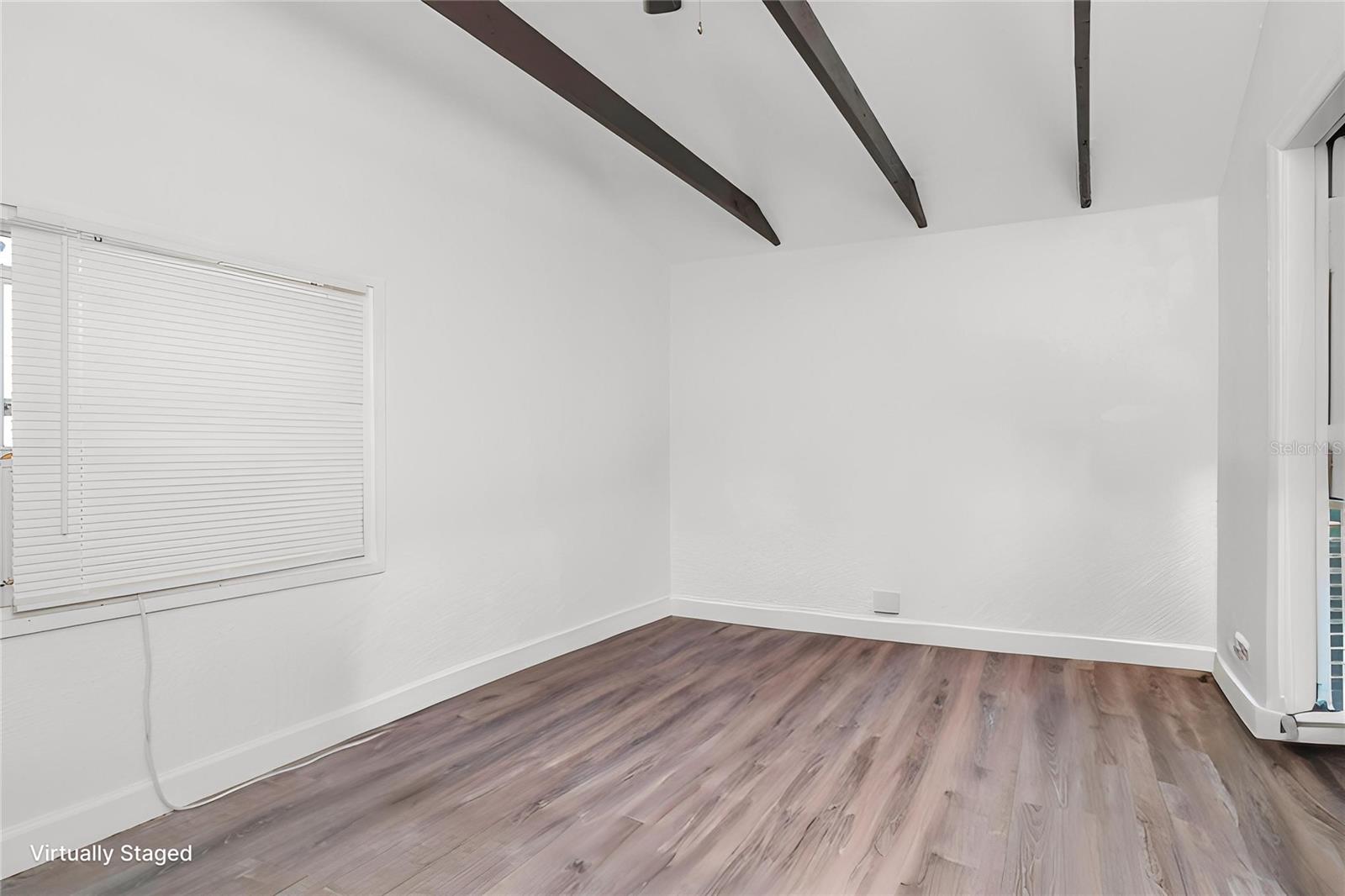 Image 10 of 29 For 1528 River Shore Way