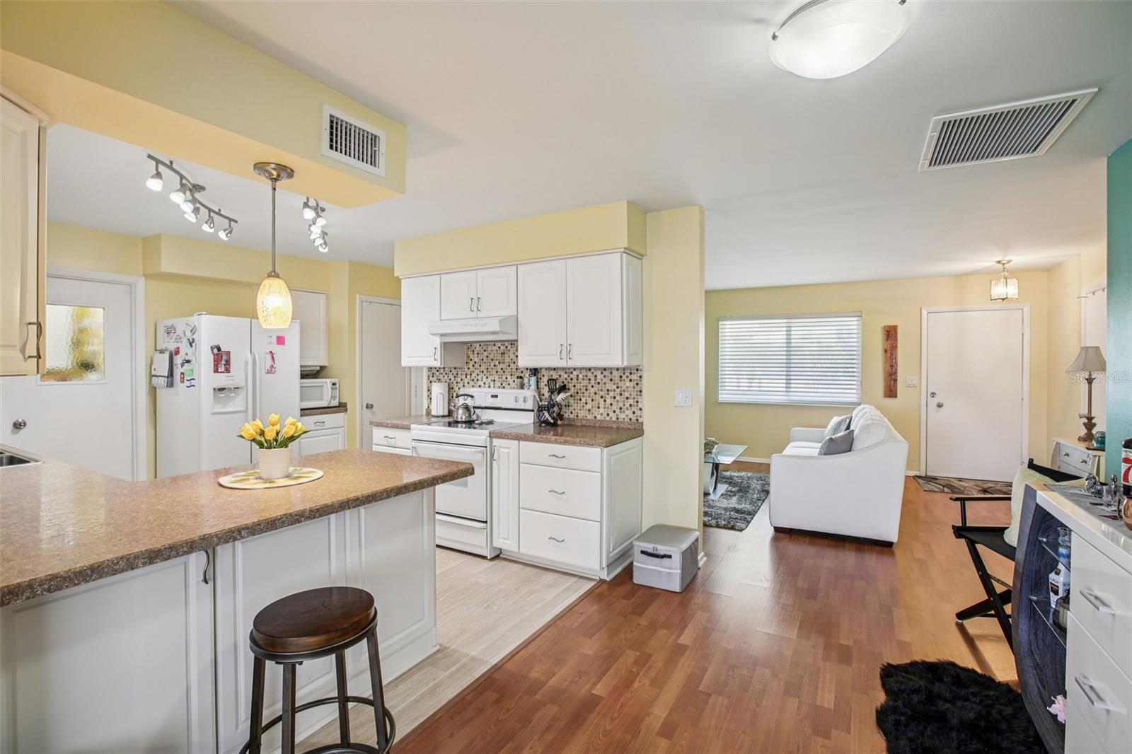 Image 17 of 54 For 1409 Pebble Beach Boulevard