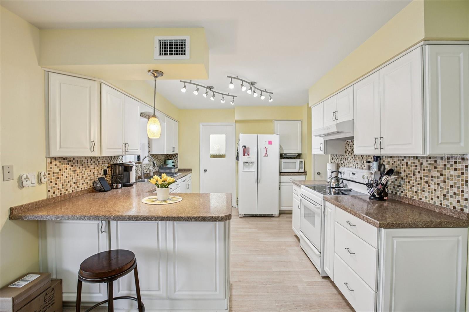 Image 20 of 54 For 1409 Pebble Beach Boulevard