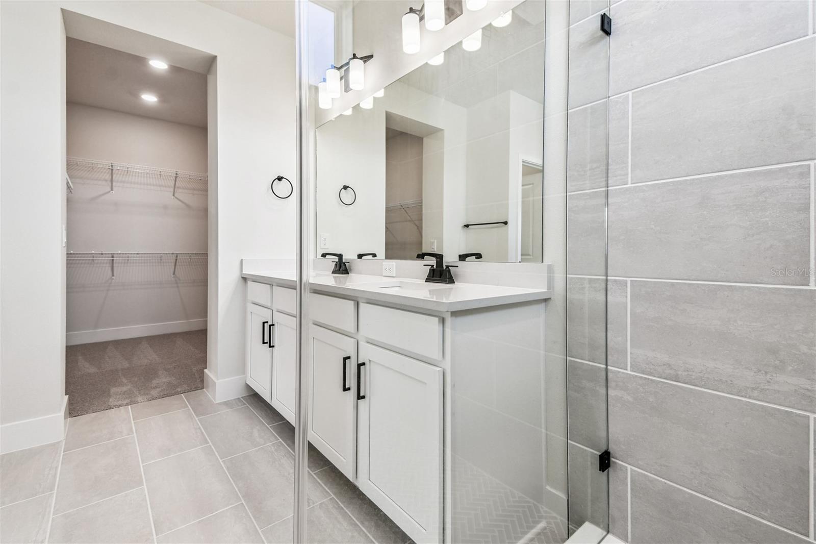 Image 21 of 37 For 11718 Full Moon Loop