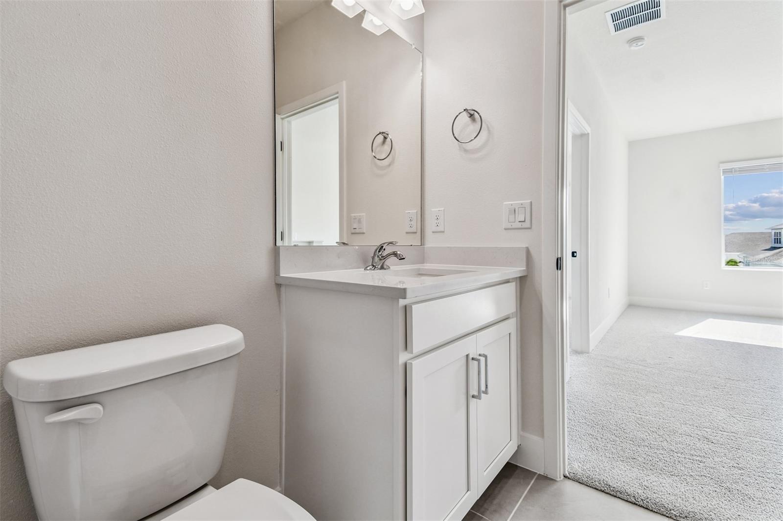 Image 27 of 37 For 11718 Full Moon Loop