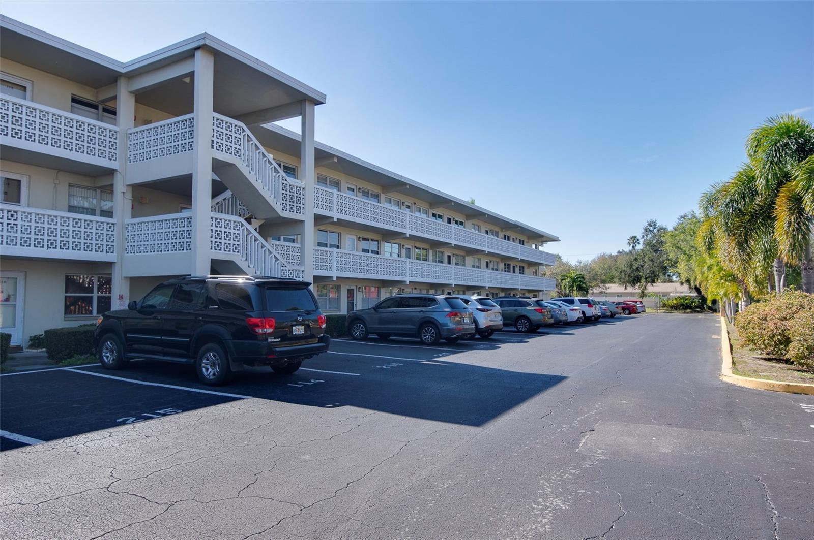 Image 30 of 36 For 8101 11th Street N 319