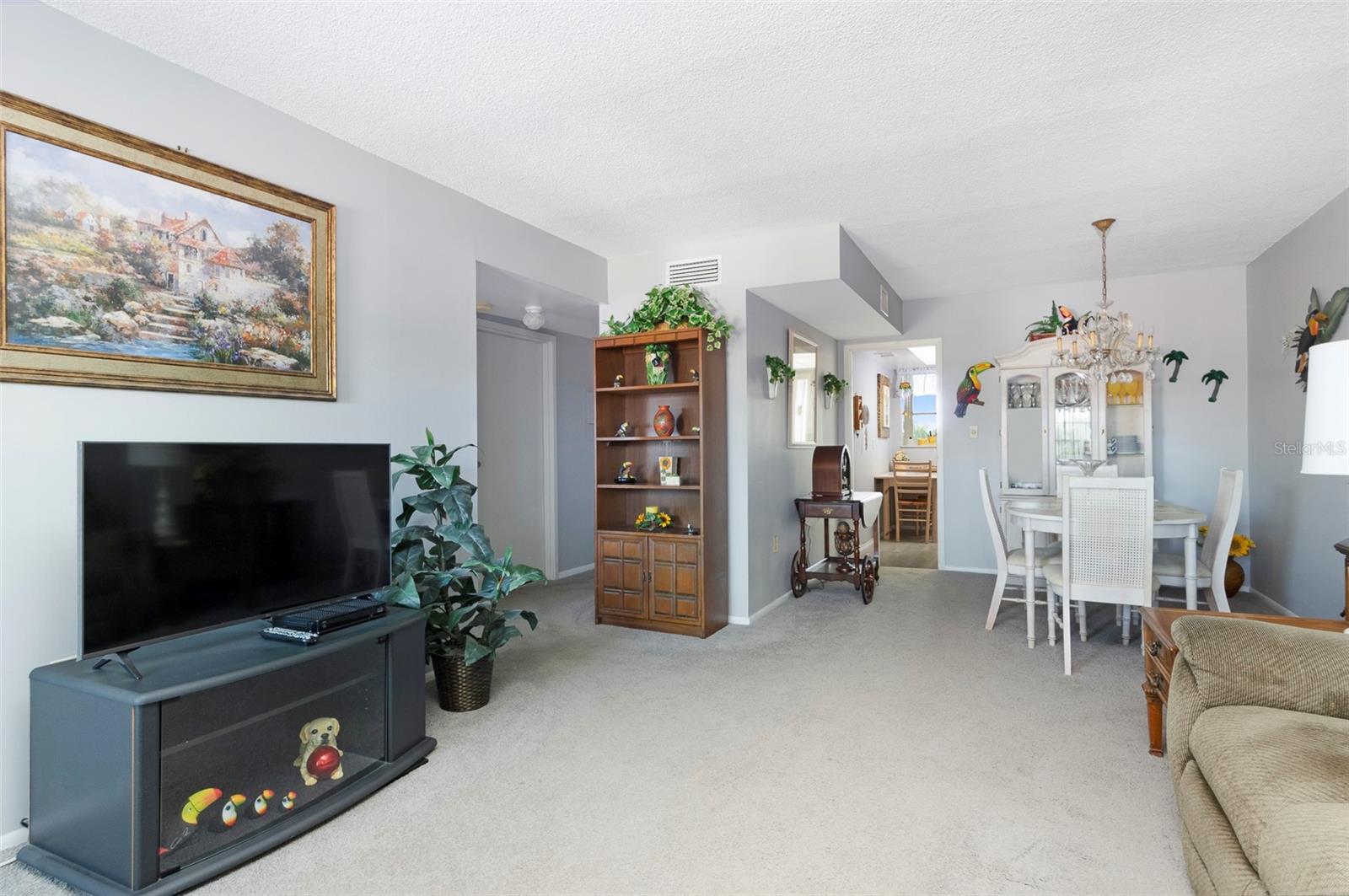 Image 4 of 36 For 8101 11th Street N 319