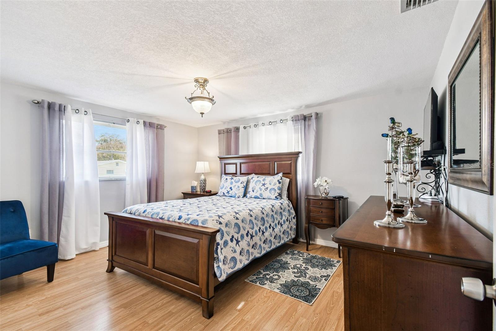 Image 18 of 28 For 10801 Bethel Street