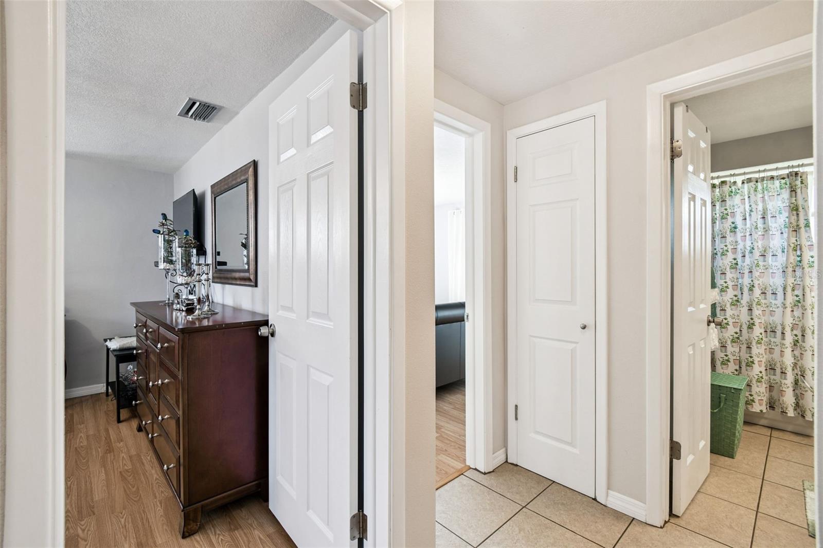 Image 19 of 28 For 10801 Bethel Street