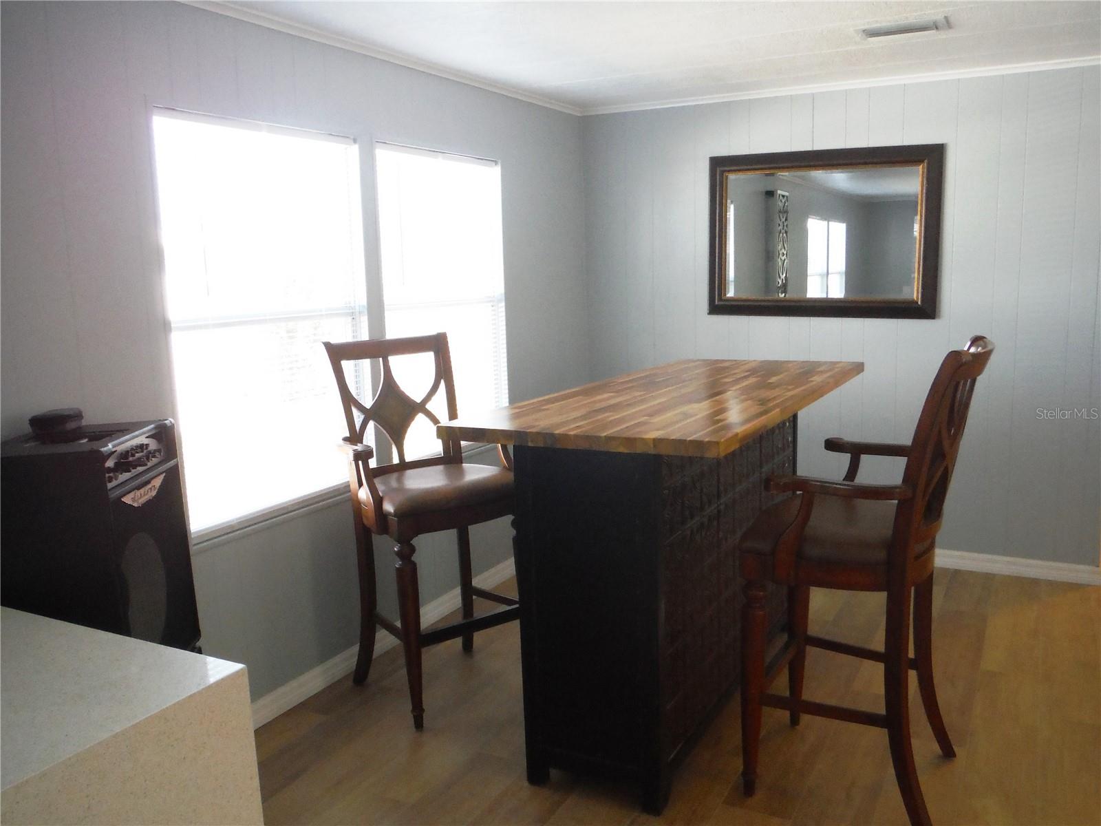 Image 13 of 35 For 91 Redwood Drive 7