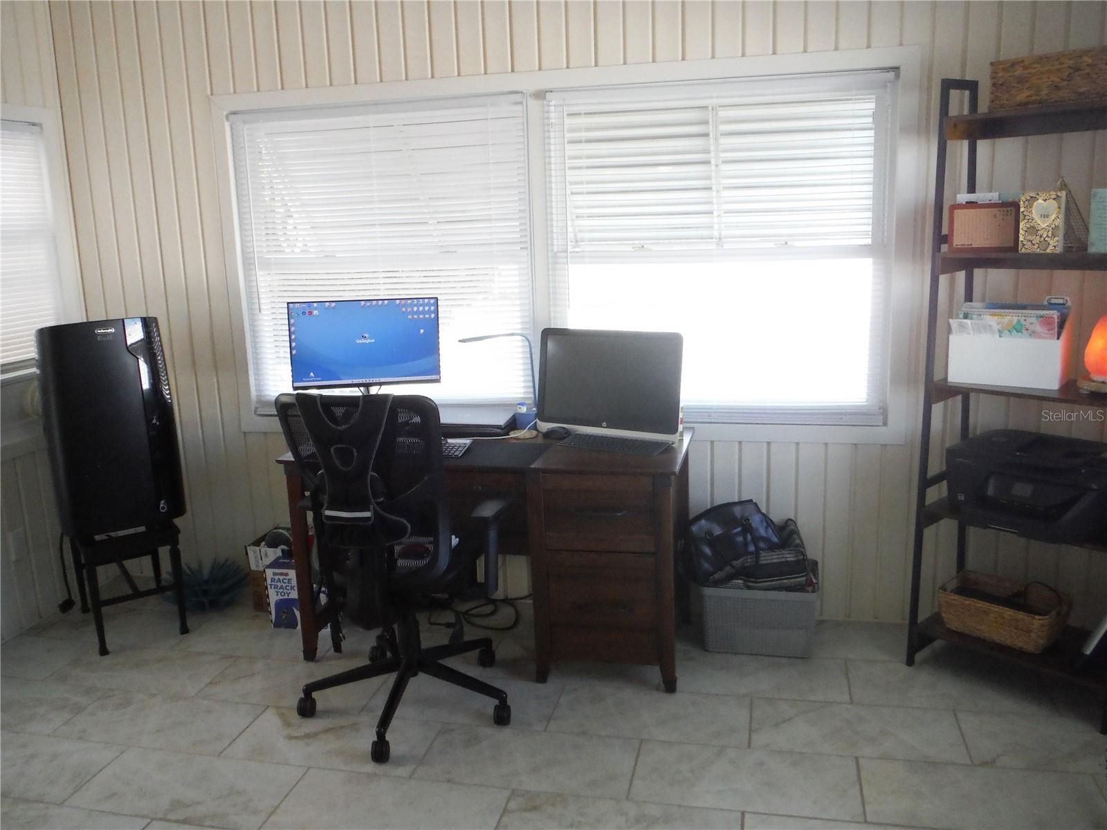 Image 15 of 35 For 91 Redwood Drive 7