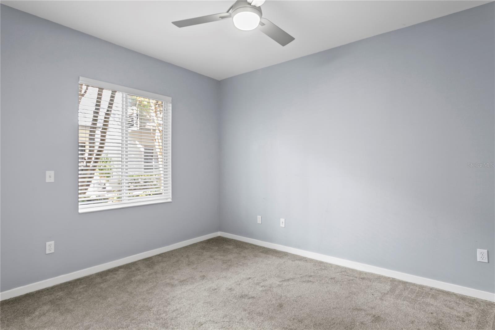 Image 15 of 35 For 335 4th Avenue S