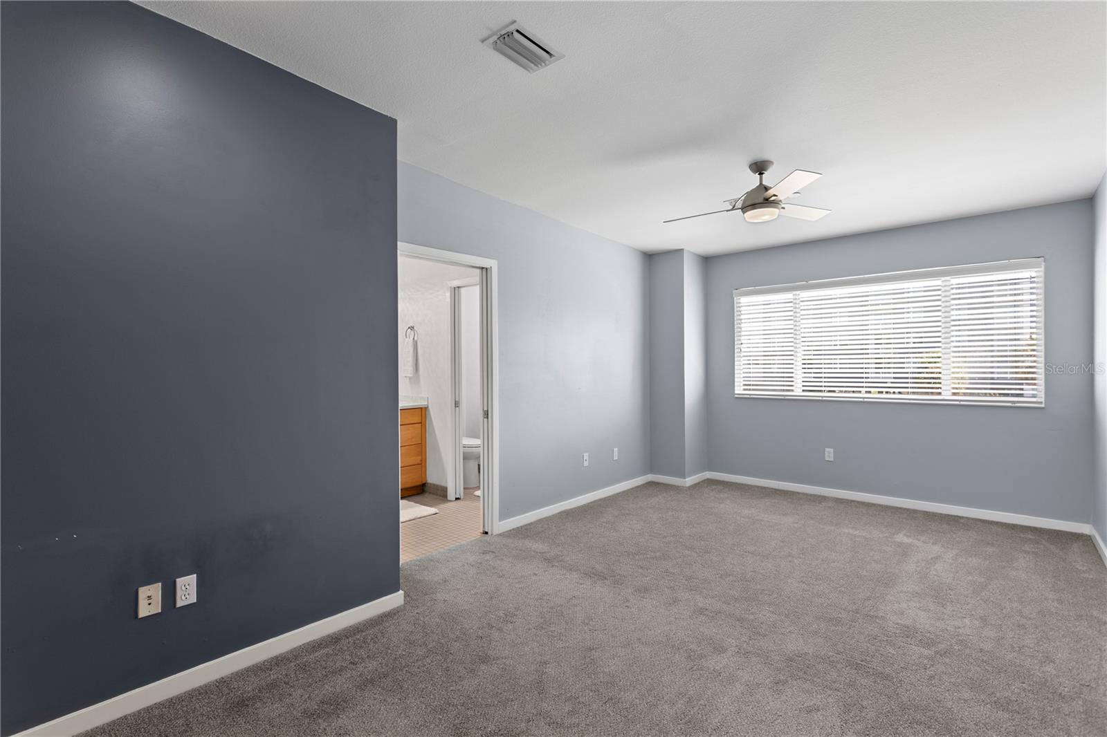 Image 24 of 35 For 335 4th Avenue S