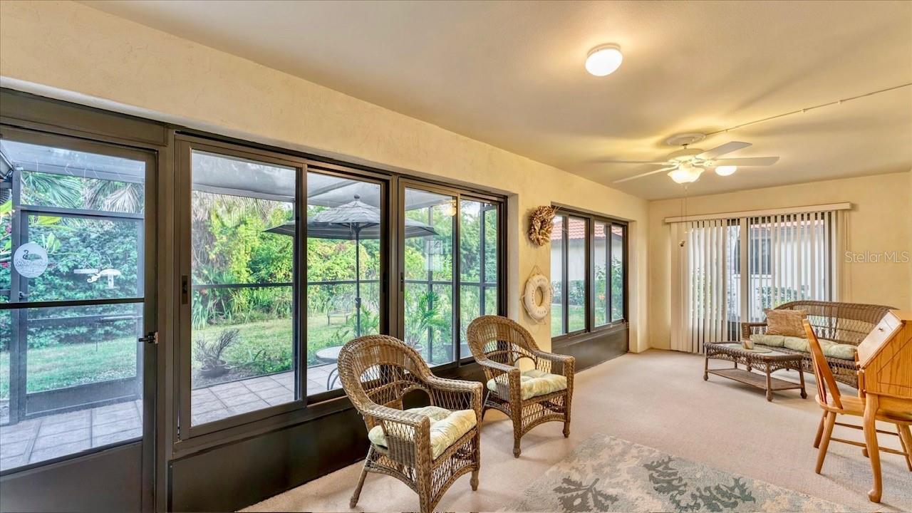 Image 20 of 54 For 270 Laurel Hollow Drive 34