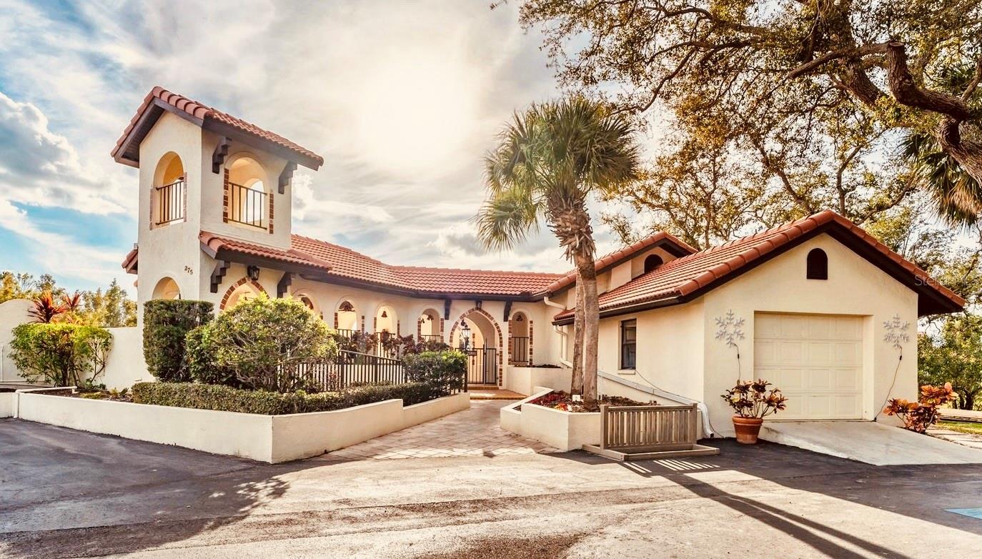 Image 26 of 54 For 270 Laurel Hollow Drive 34