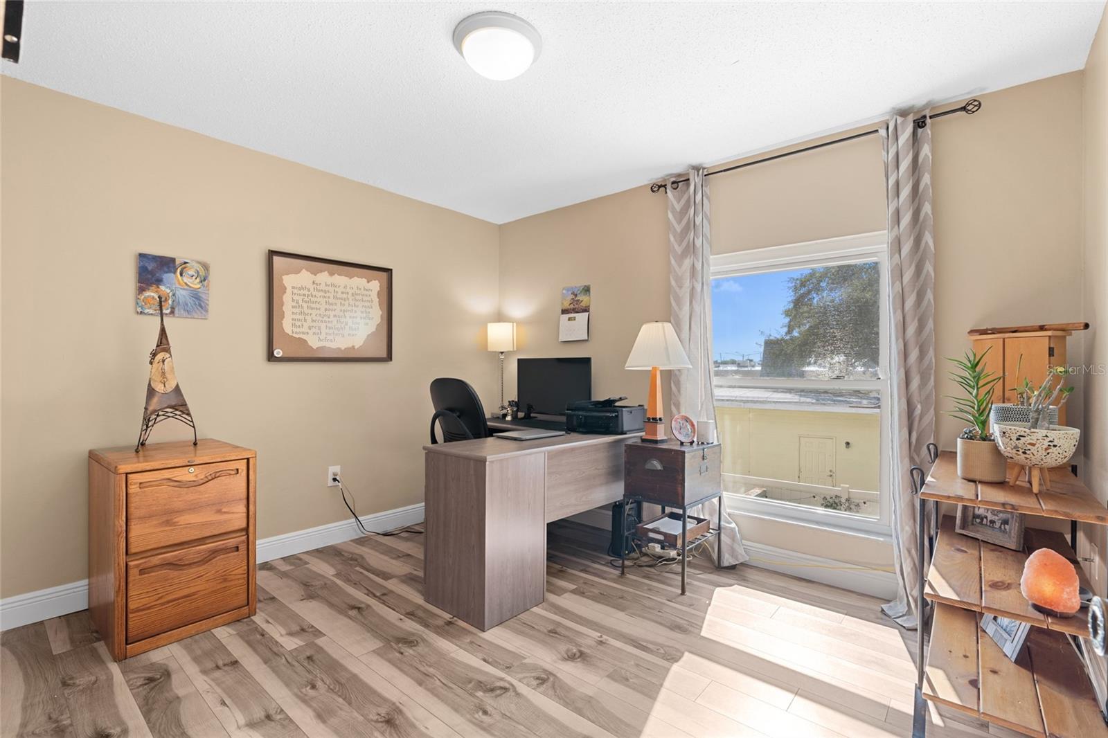 Image 28 of 49 For 2700 Bayshore Boulevard 593