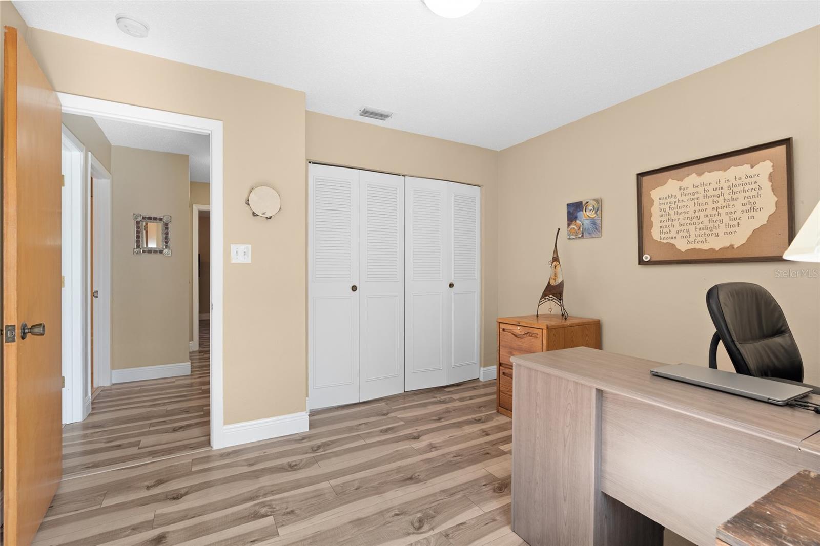 Image 29 of 49 For 2700 Bayshore Boulevard 593