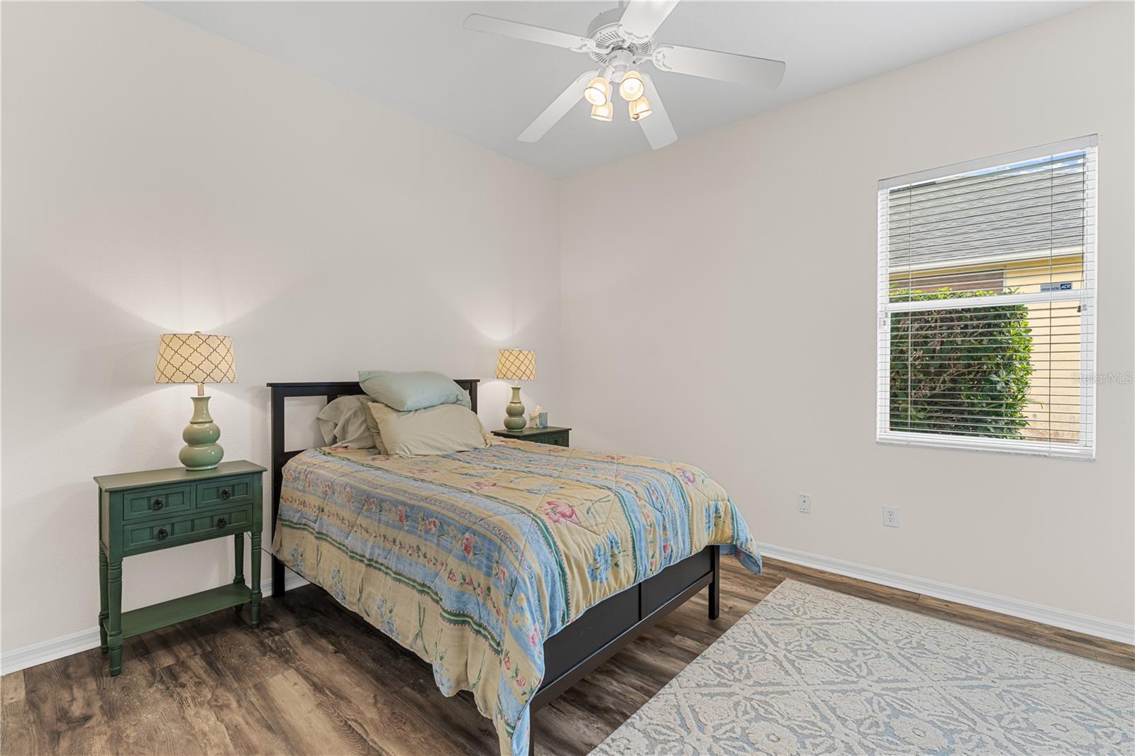 Image 34 of 81 For 9909 Kingshyre Way