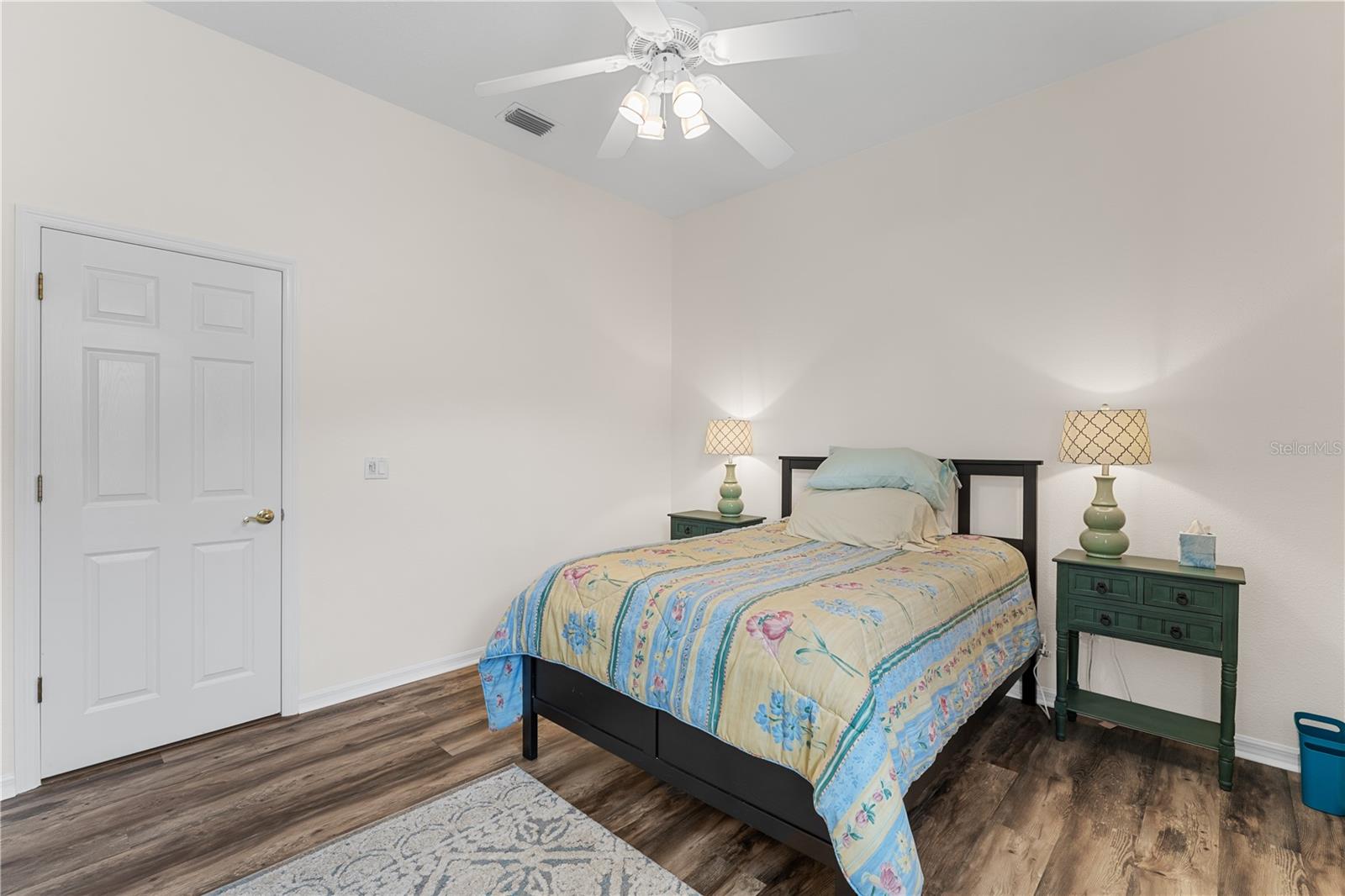 Image 35 of 81 For 9909 Kingshyre Way