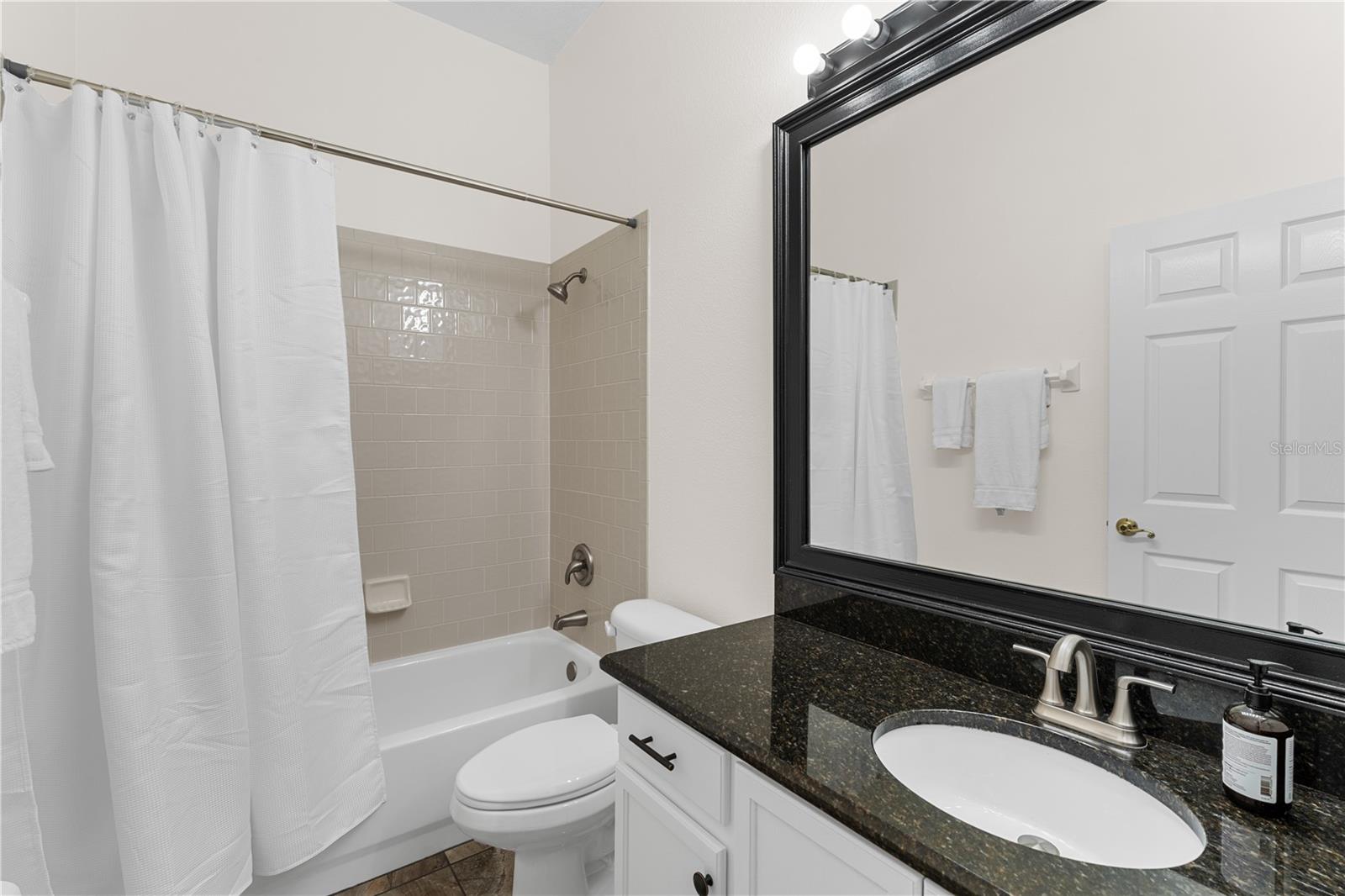 Image 37 of 81 For 9909 Kingshyre Way