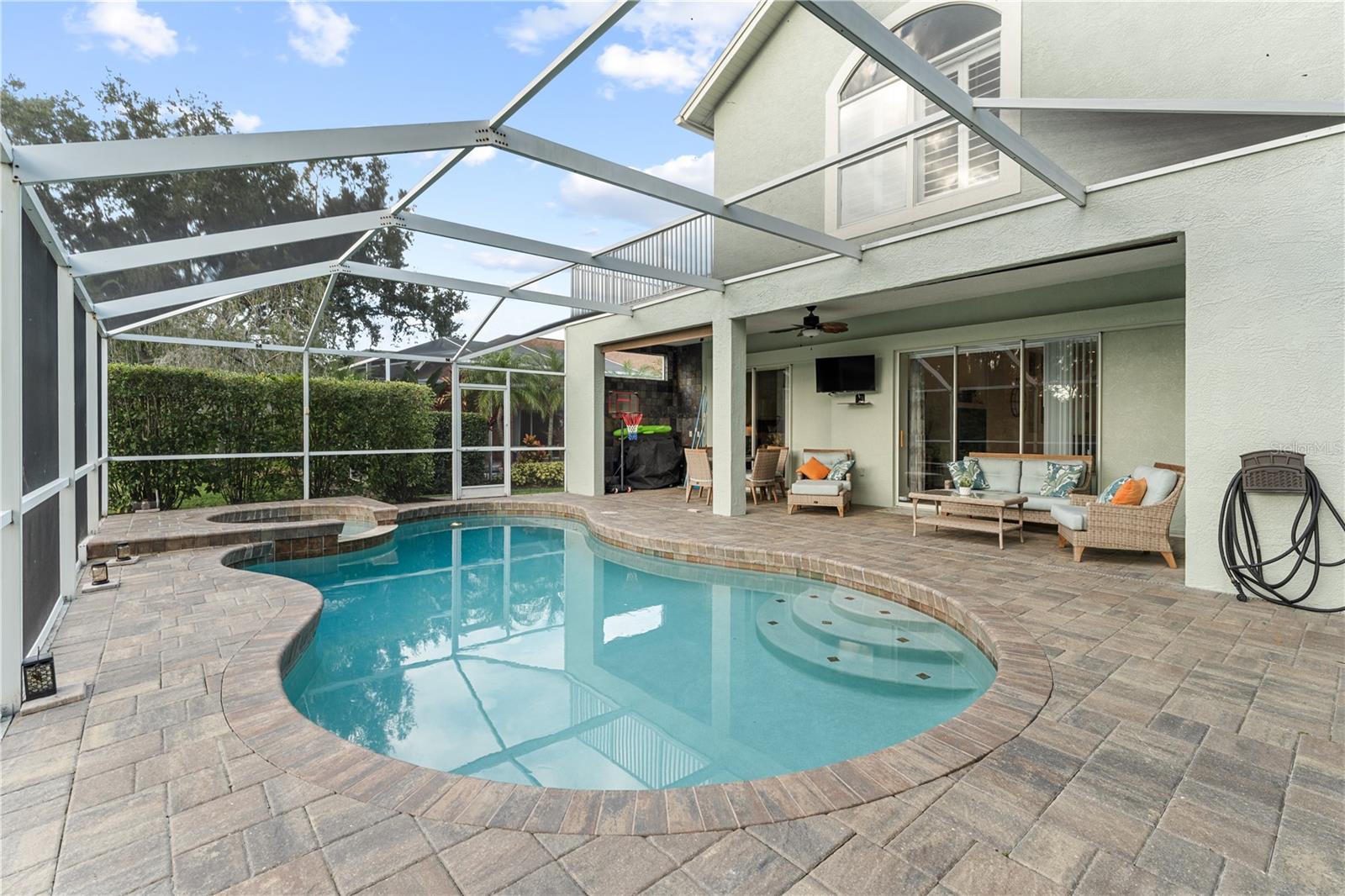 Image 63 of 81 For 9909 Kingshyre Way