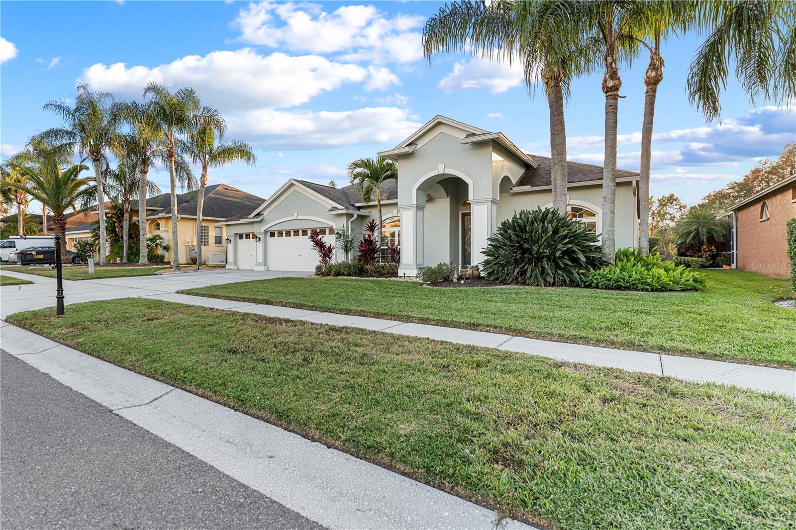 Image 73 of 81 For 9909 Kingshyre Way