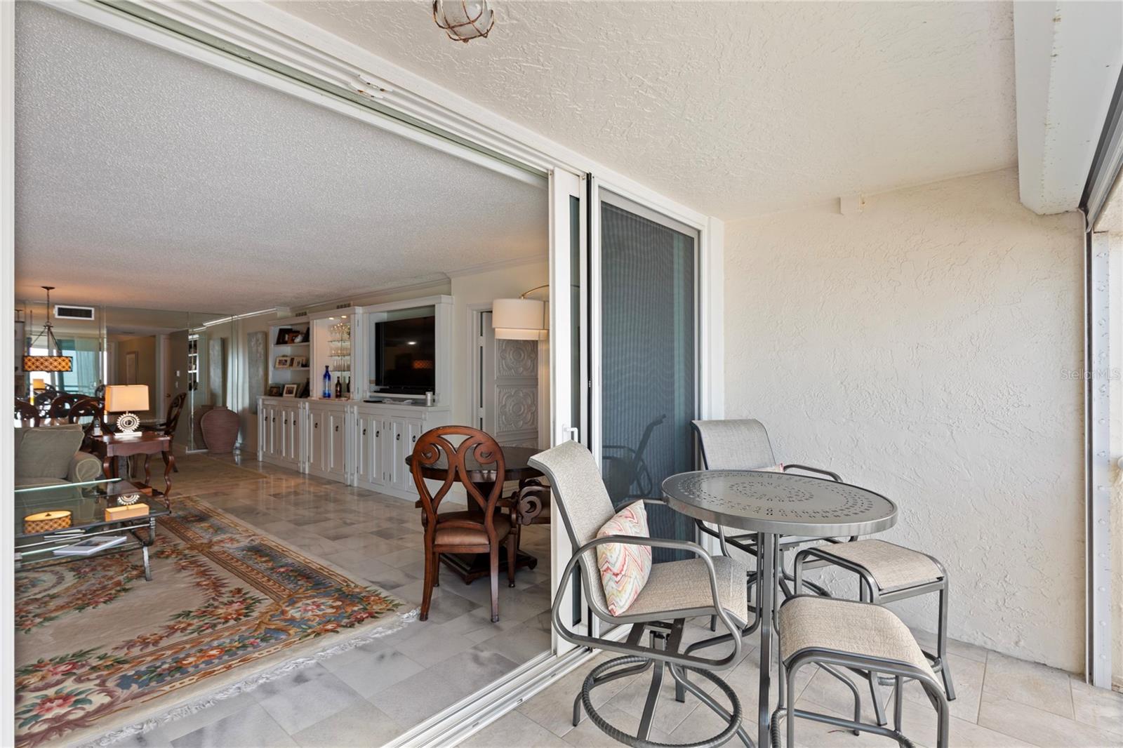 Image 27 of 62 For 2900 Gulf Boulevard 201