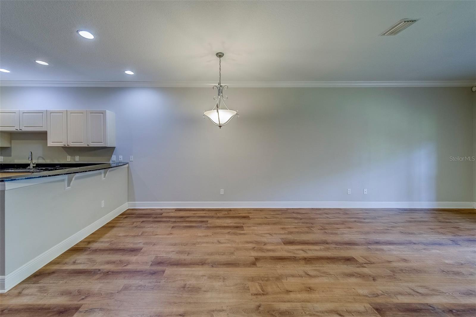 Image 11 of 59 For 270 Valencia Circle