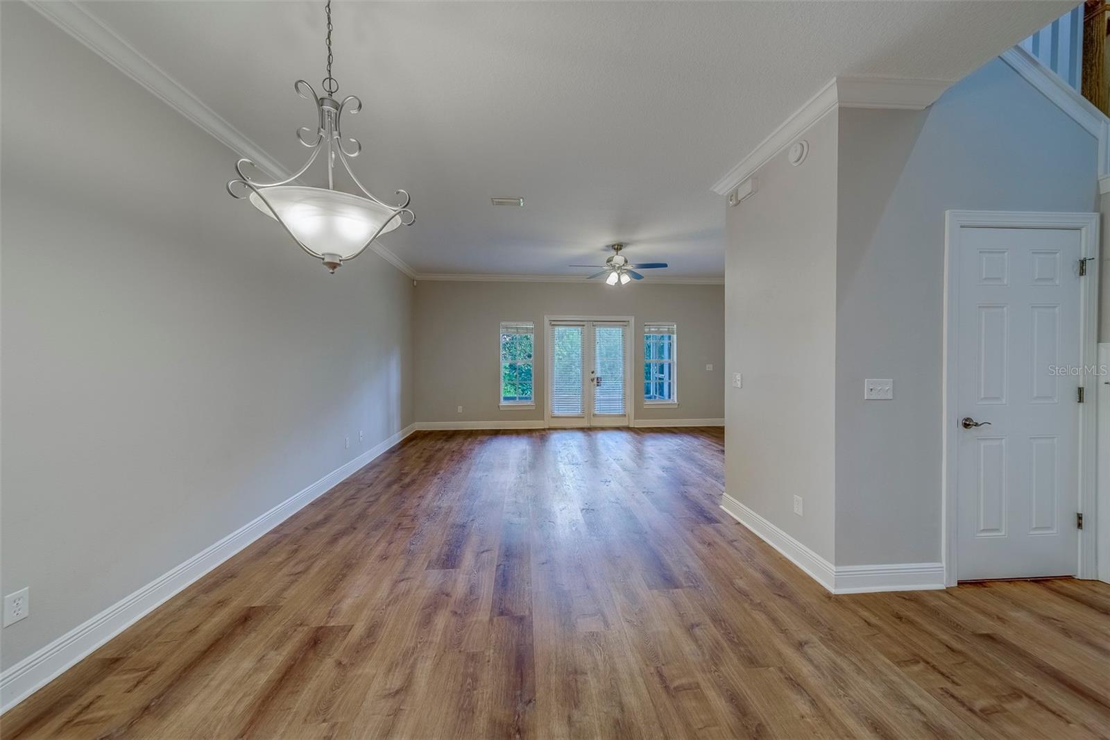 Image 12 of 59 For 270 Valencia Circle