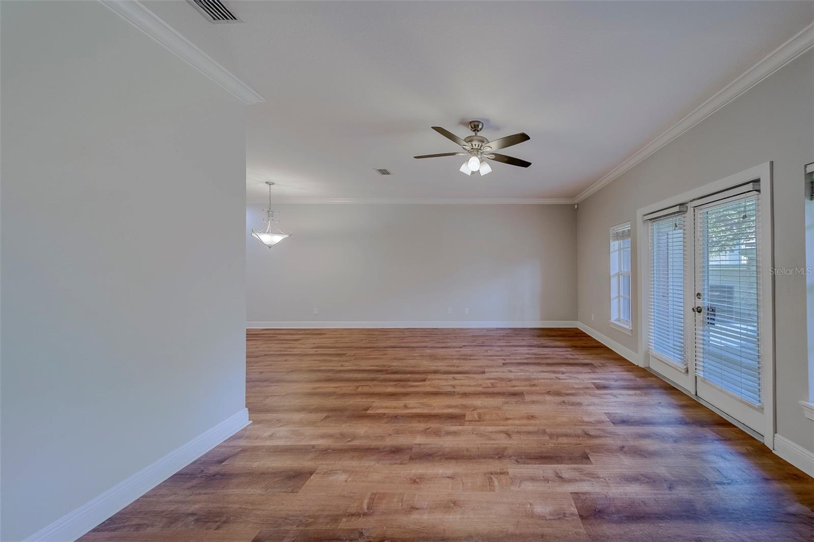 Image 15 of 59 For 270 Valencia Circle