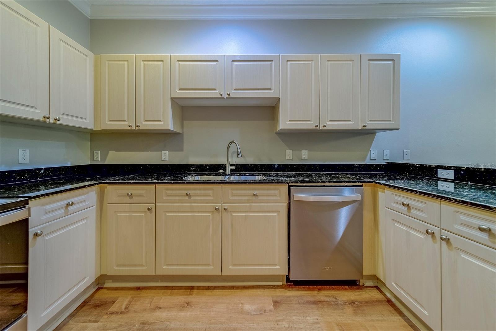 Image 23 of 59 For 270 Valencia Circle