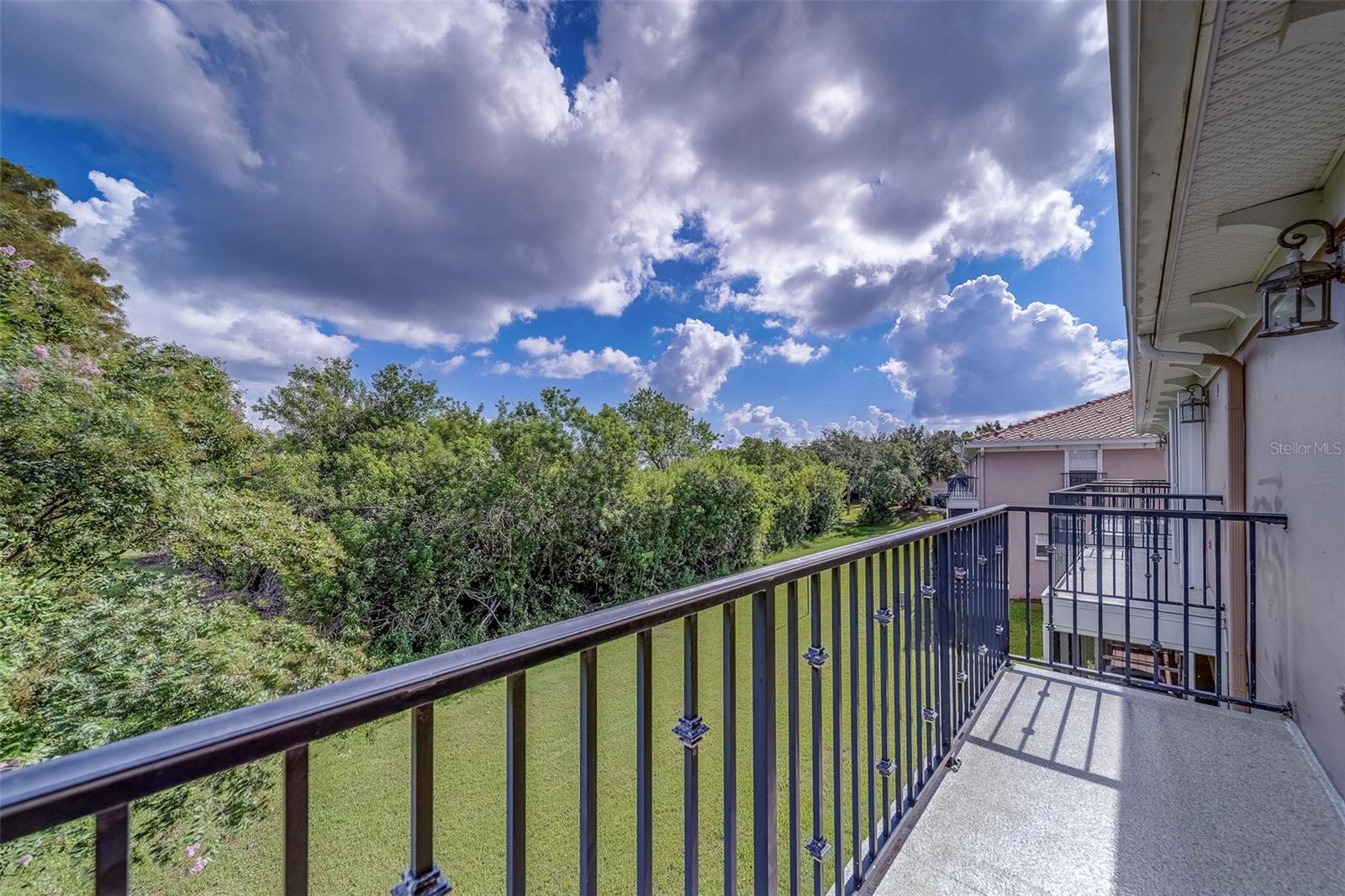 Image 31 of 59 For 270 Valencia Circle