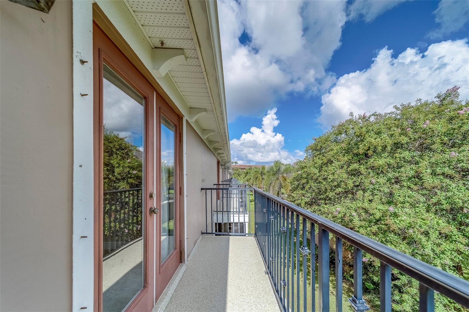 Image 33 of 59 For 270 Valencia Circle