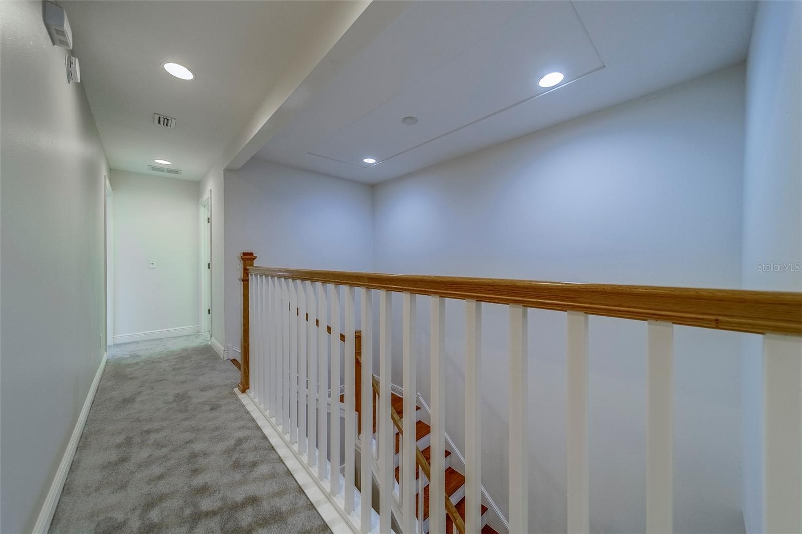 Image 42 of 59 For 270 Valencia Circle