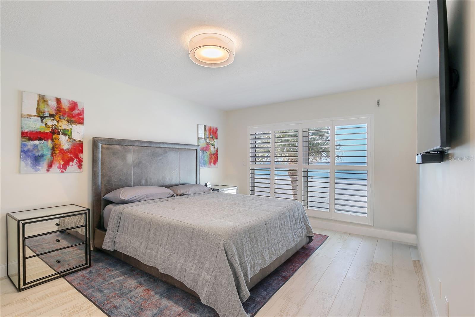 Image 22 of 56 For 2900 Gulf Boulevard 202