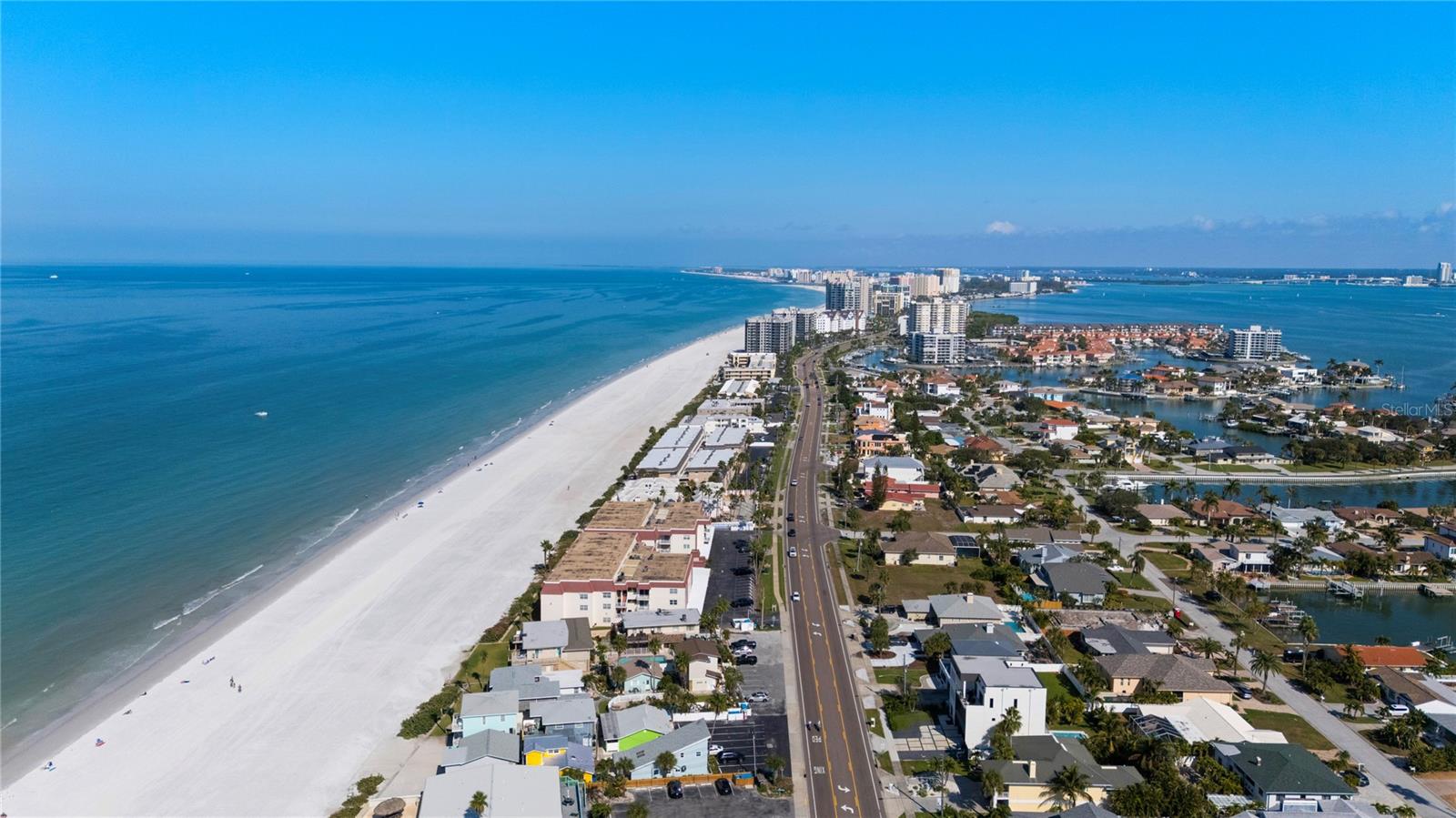 Image 43 of 56 For 2900 Gulf Boulevard 202