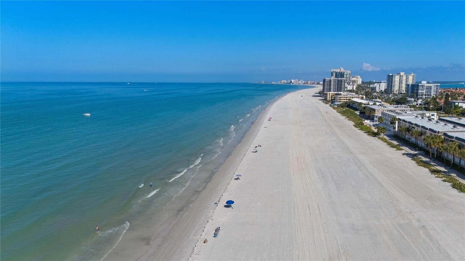 Image 48 of 56 For 2900 Gulf Boulevard 202