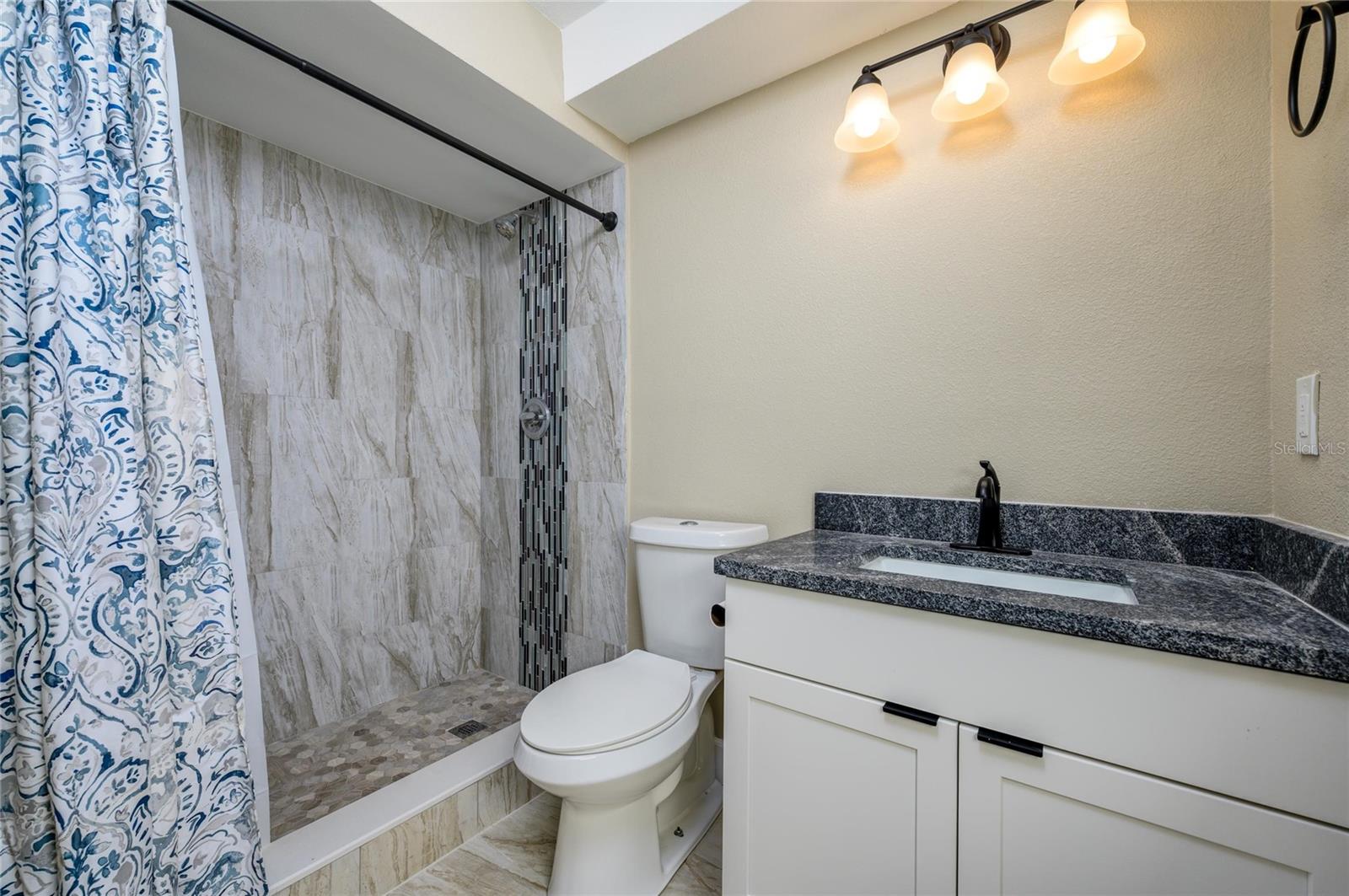 Image 15 of 29 For 11425 47th Avenue N