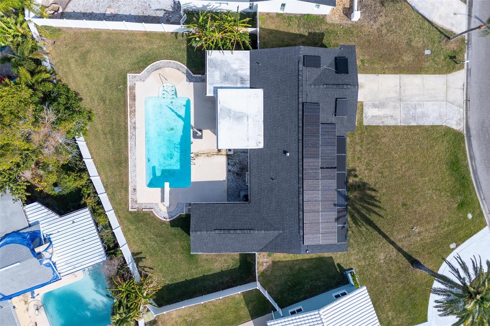 Image 20 of 29 For 11425 47th Avenue N