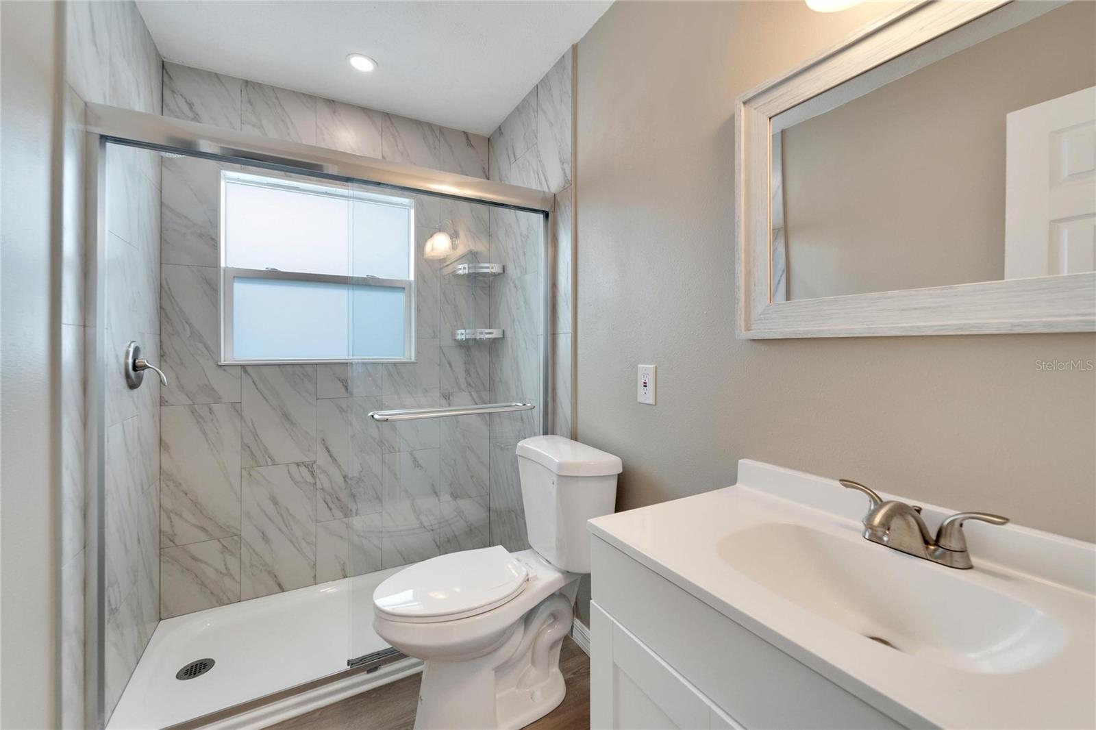 Image 14 of 42 For 1462 Cleveland Street 1