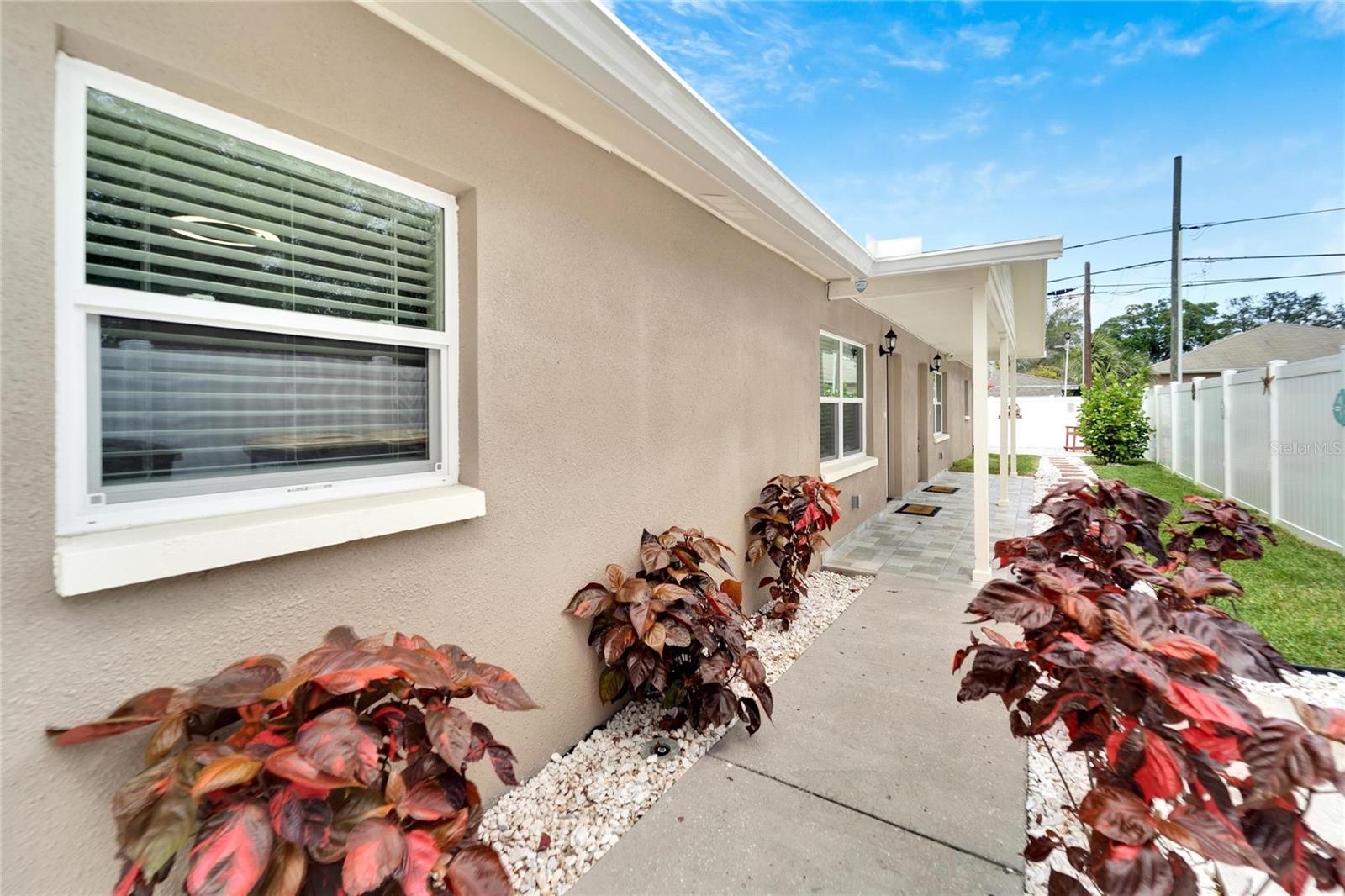 Image 29 of 42 For 1462 Cleveland Street 1