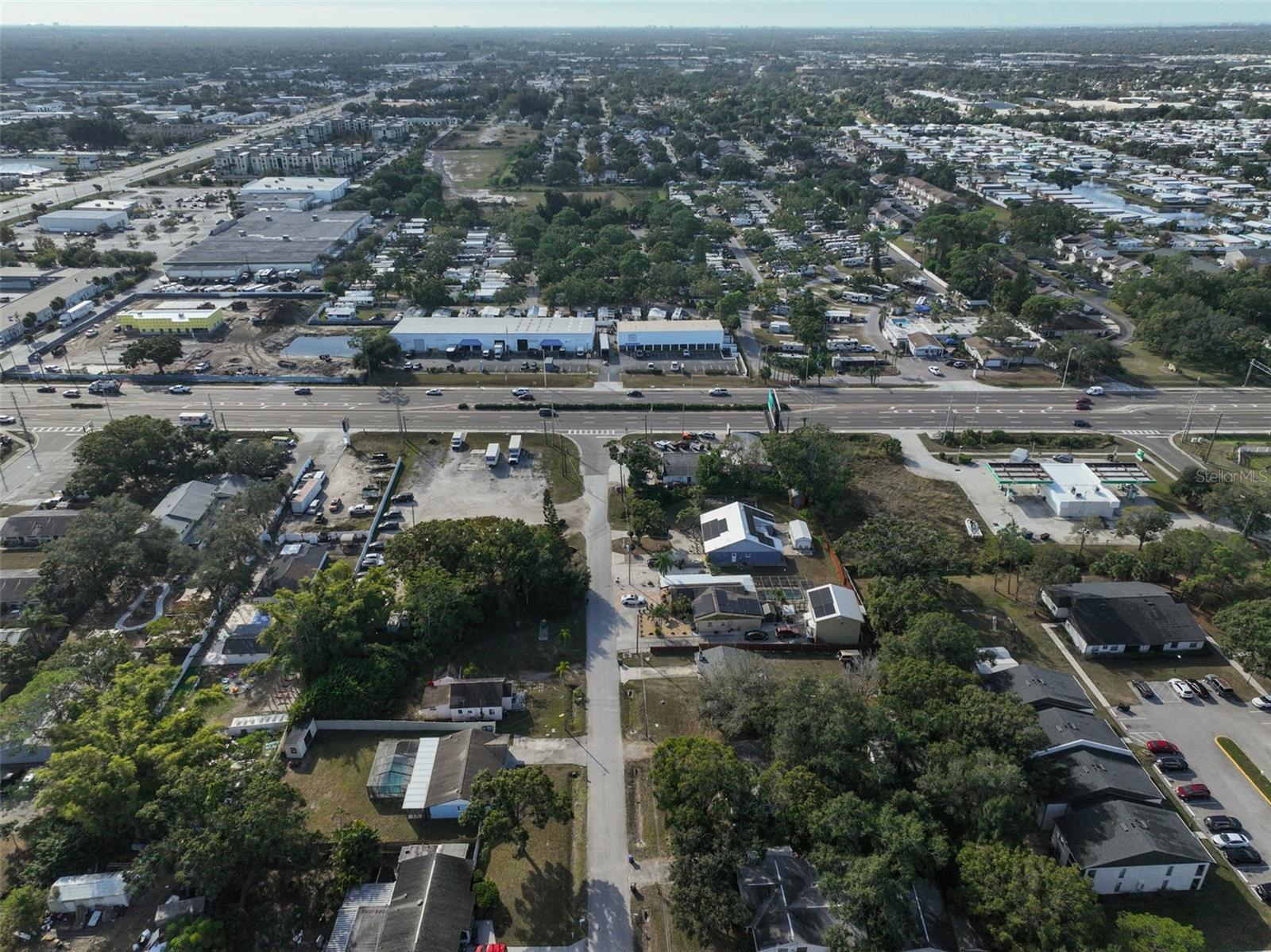 Listing photo id 9 for 13571 Audrey Lane