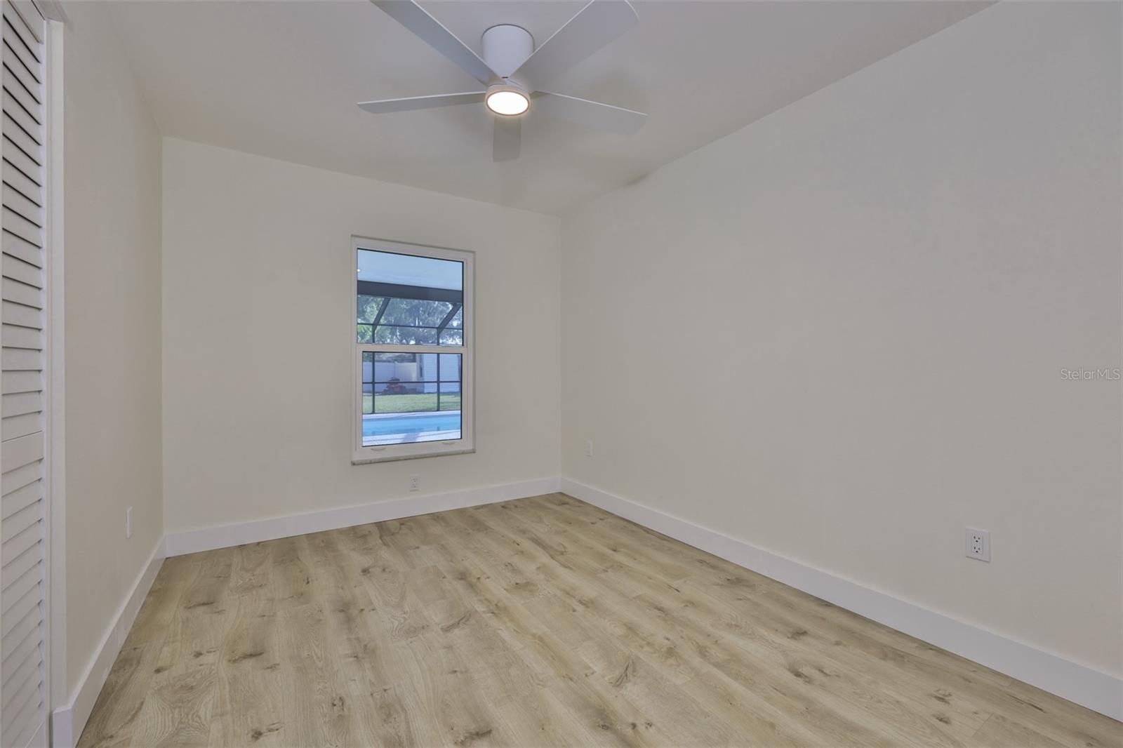 Listing photo id 27 for 13571 Audrey Lane