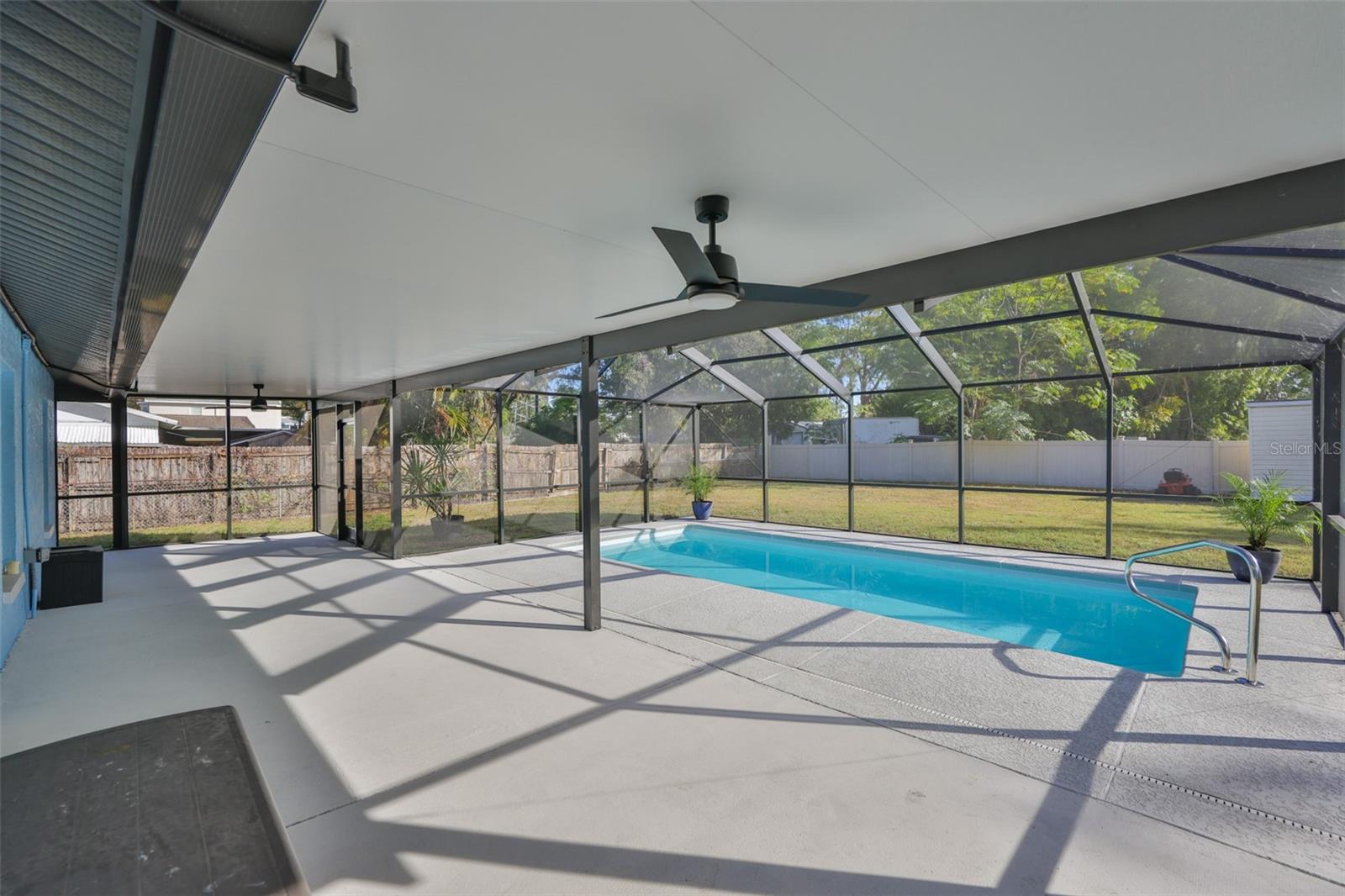 Listing photo id 39 for 13571 Audrey Lane