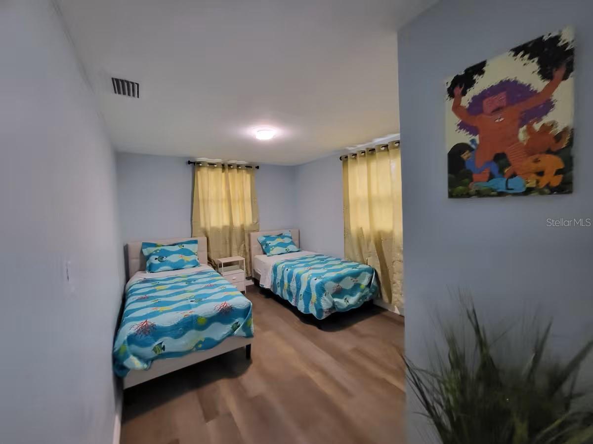 Image 11 of 26 For 3552 38th Avenue N