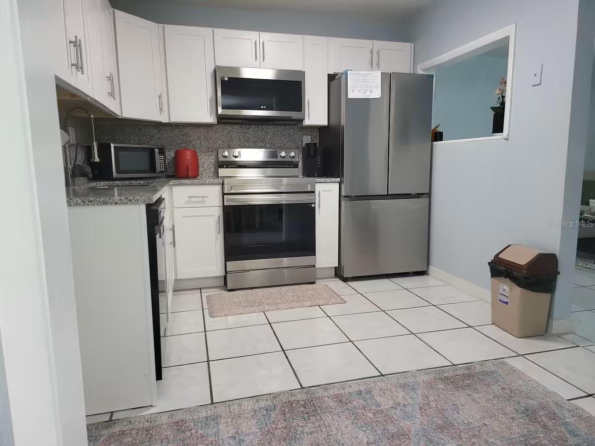 Image 15 of 26 For 3552 38th Avenue N