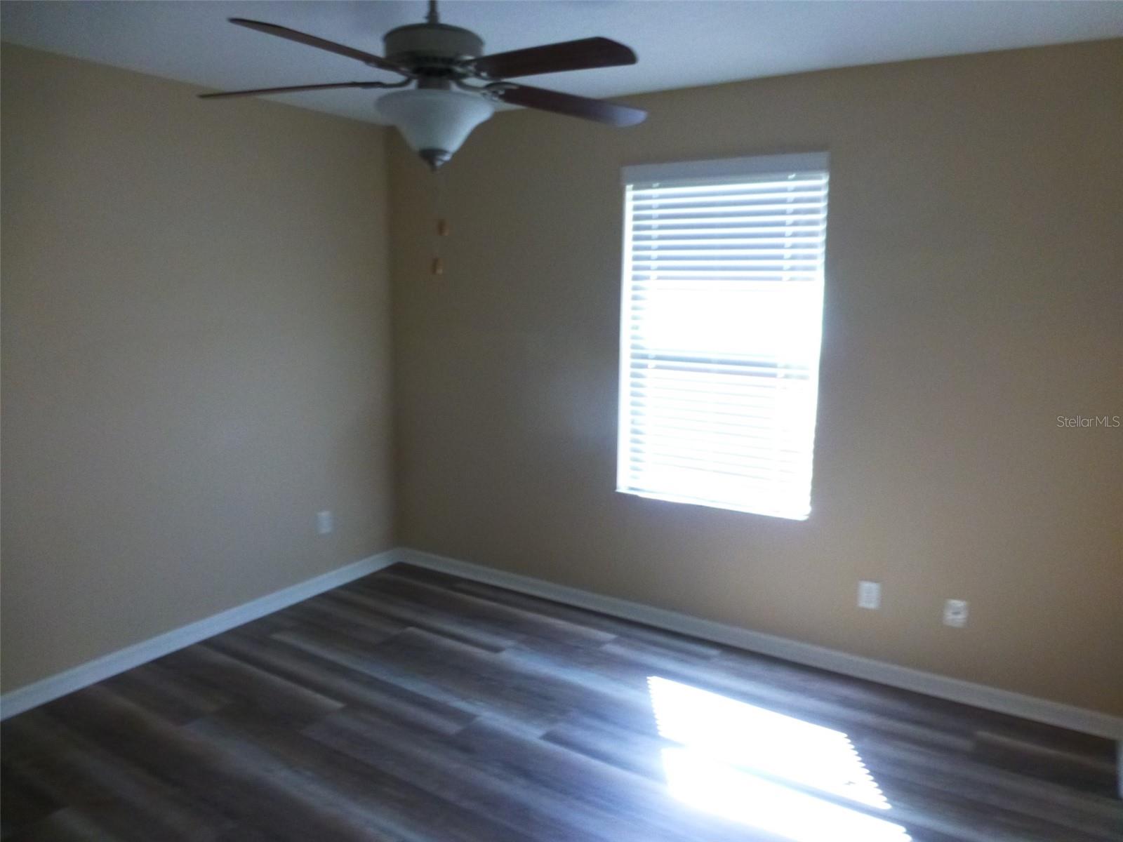 Listing photo id 17 for 12480 Streamdale Drive