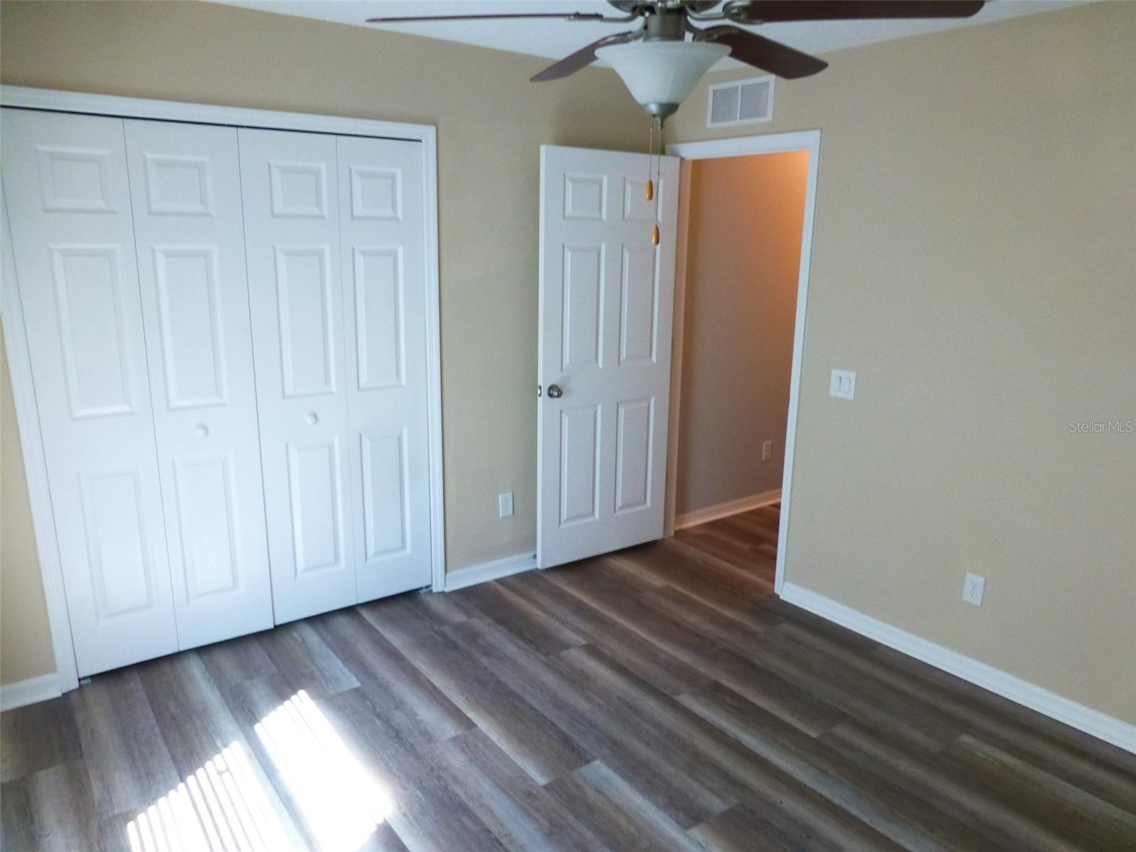 Listing photo id 20 for 12480 Streamdale Drive