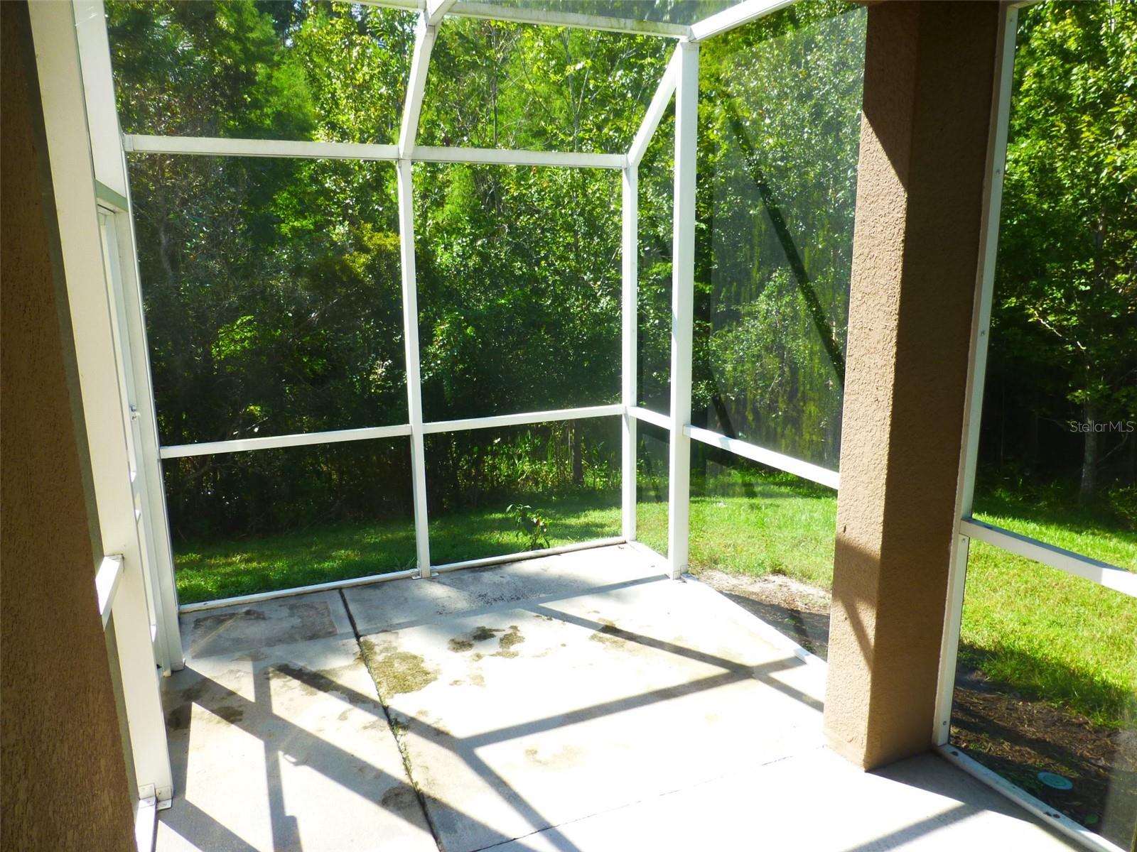 Listing photo id 35 for 12480 Streamdale Drive