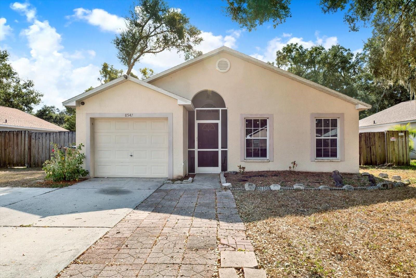 Details for 8547 Queen Brooks Court, TEMPLE TERRACE, FL 33637