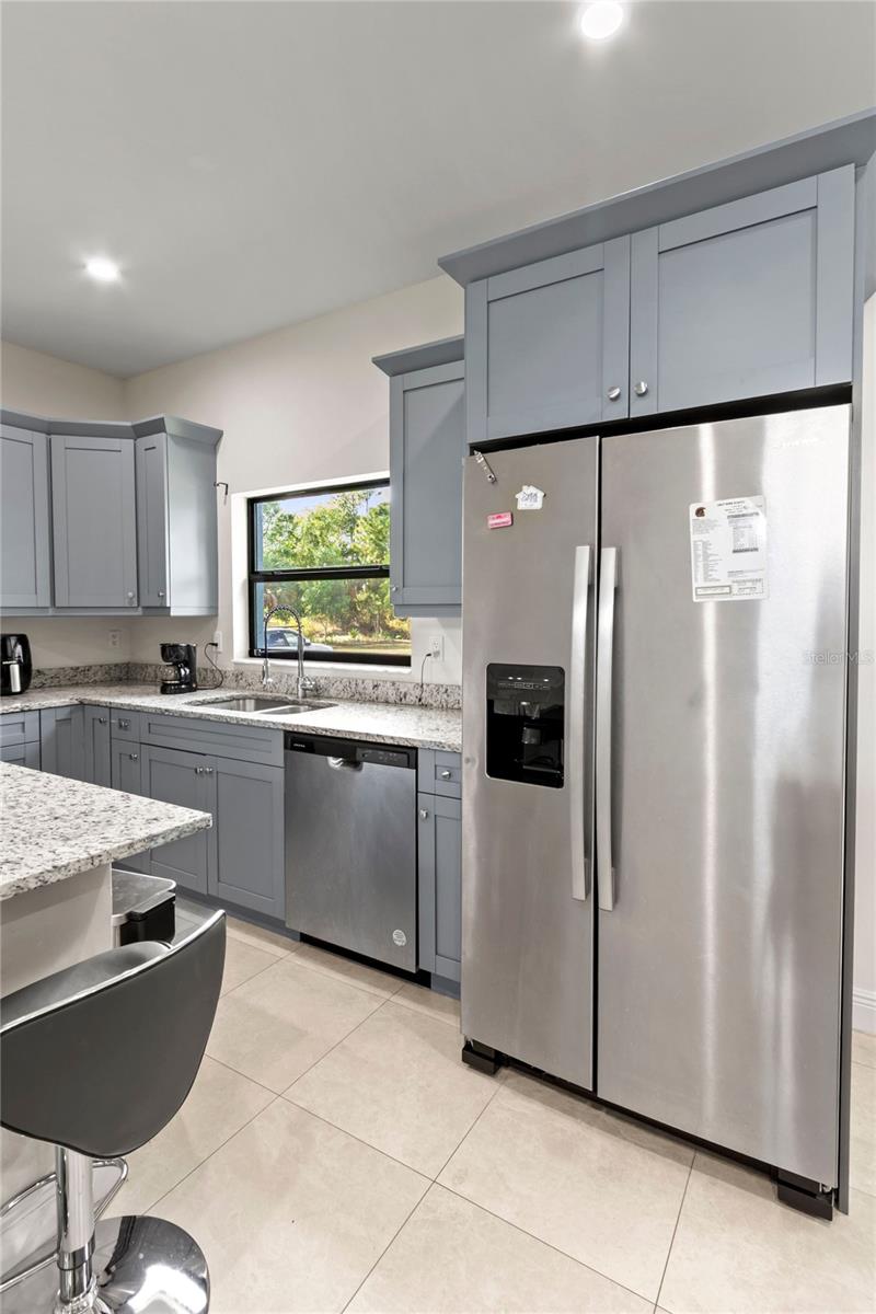 Image 17 of 52 For 2953 Everglades Boulevard N