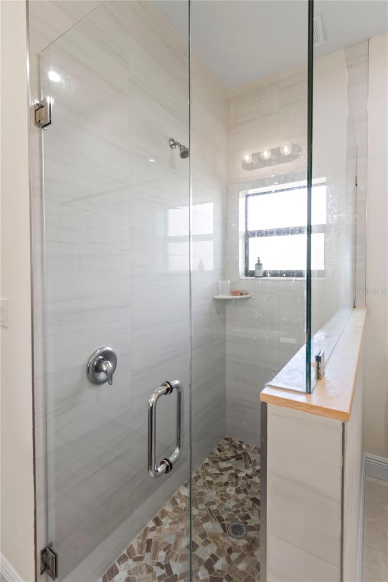 Image 28 of 52 For 2953 Everglades Boulevard N