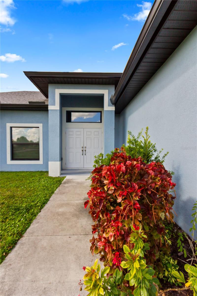 Image 3 of 52 For 2953 Everglades Boulevard N